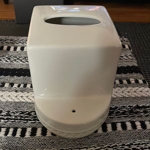 Nora Fleming tissue box